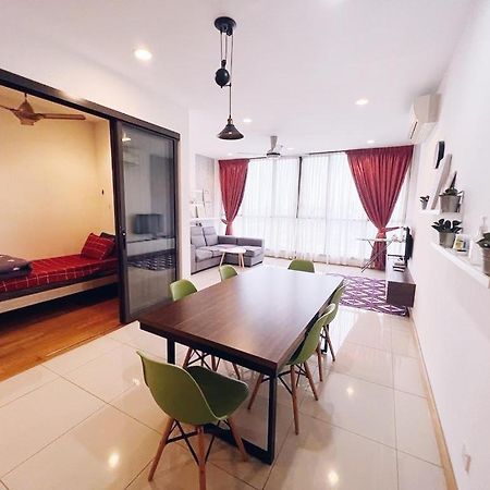 Connected Train 3 Bedrooms - Above Klgateway Mall 14 Kuala Lumpur Extérieur photo