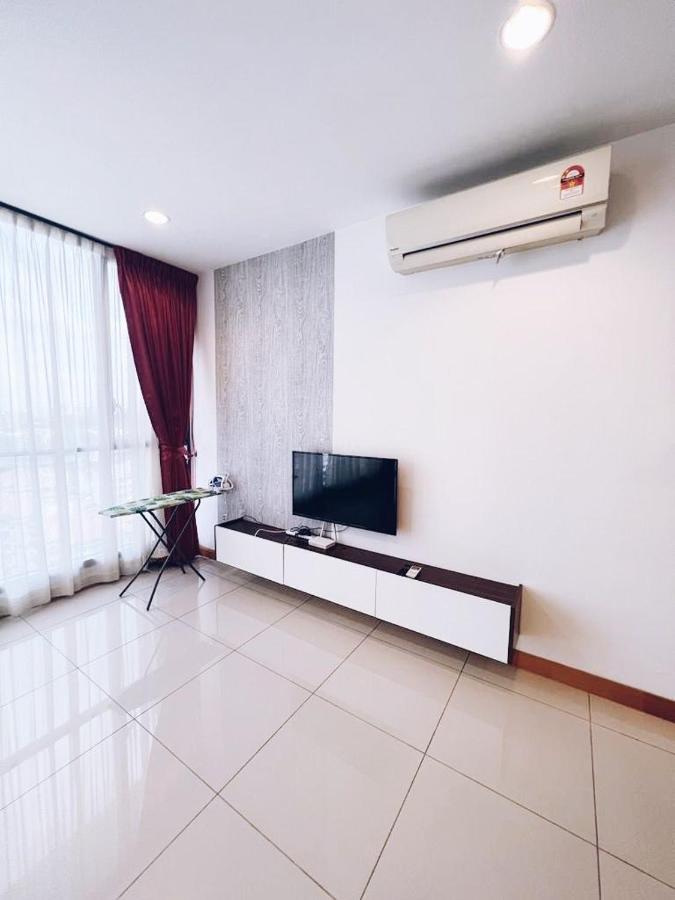Connected Train 3 Bedrooms - Above Klgateway Mall 14 Kuala Lumpur Extérieur photo
