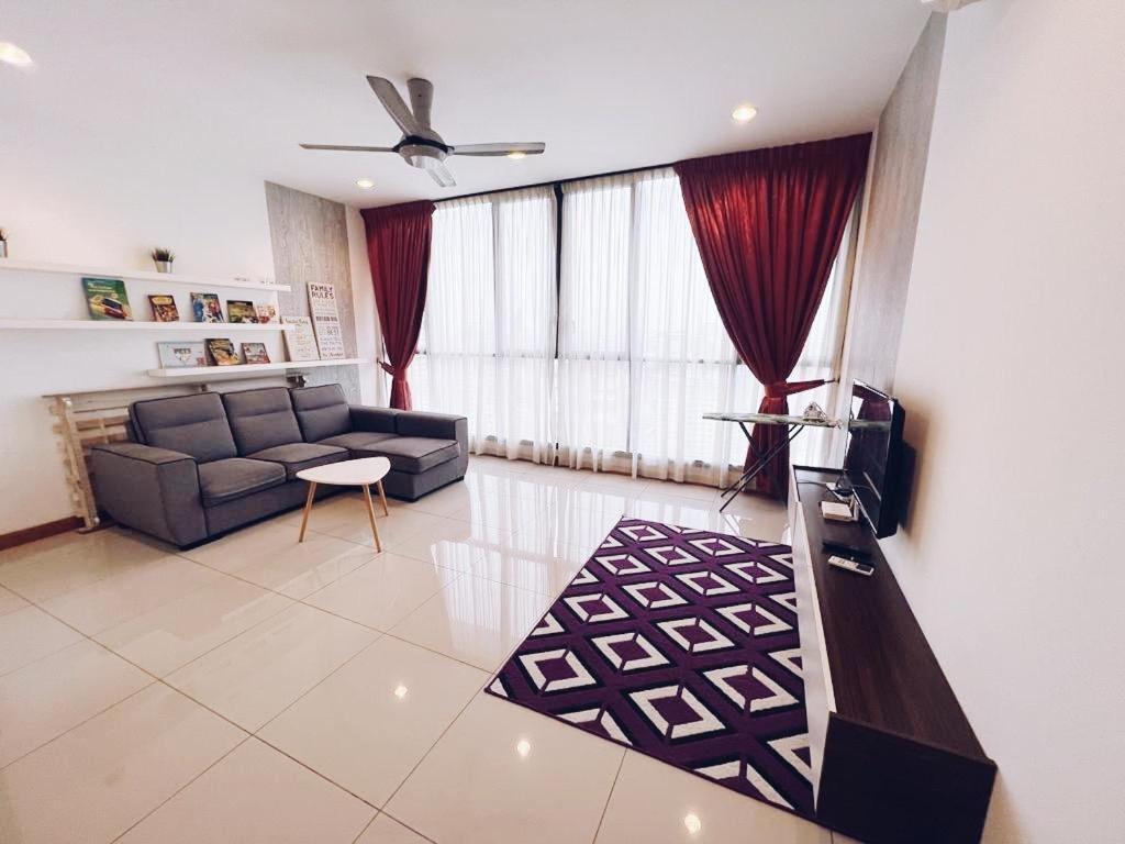 Connected Train 3 Bedrooms - Above Klgateway Mall 14 Kuala Lumpur Extérieur photo